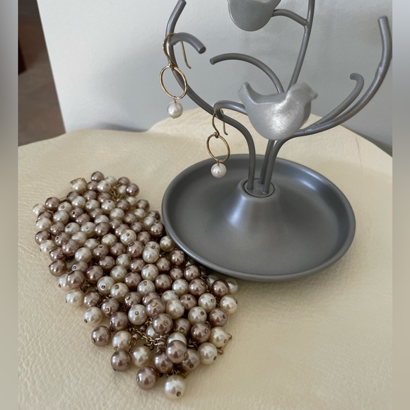 Stella & Dot - Grace Pearl Bracelet and Earrings Set - Picture 1 of 7